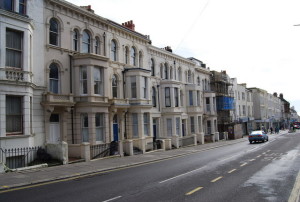 Victorian_Houses,_London_Rd_-_geograph.org.uk_-_1190252